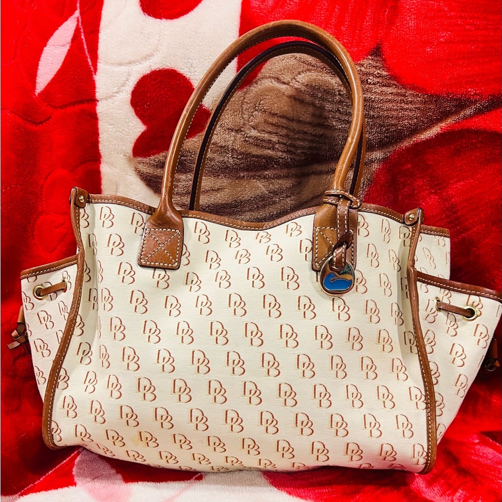 Dooney & Bourke Letter Logo Monogram Tote Bag Leather Canvas Beige EUC